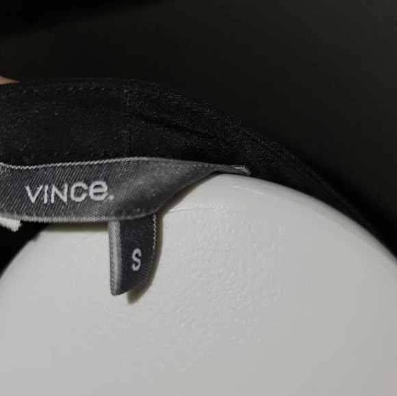 VINCE Sleeveless Blouse - Picture 4 of 9